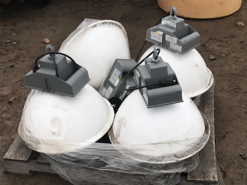 lot 12 image: (4) 320Watt High-Bay Light Fixtures...