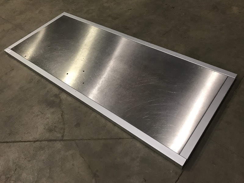 lot 33 image: 30x72 Heavy Duty Table Top With S...