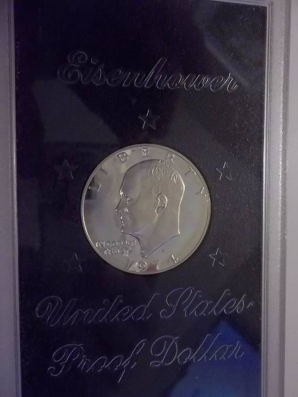 1974 S Ike Proof Uncirculated Silver Dollar In Collector Case