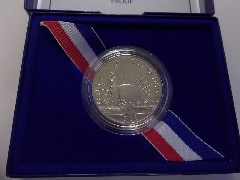 1986 S Ellis Island  Liberty Half Dollar Commemorative Proof Unc With Case