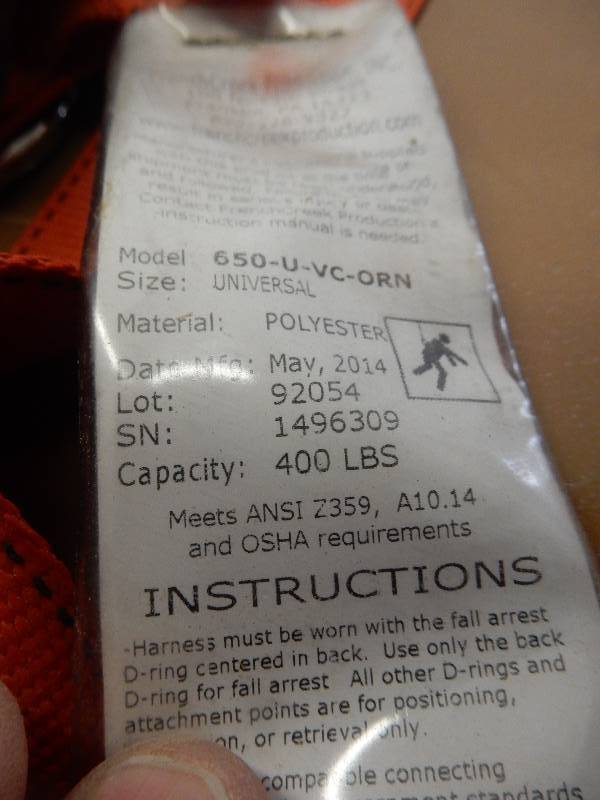 lot 29 image: 400 lb max harness.. Like new