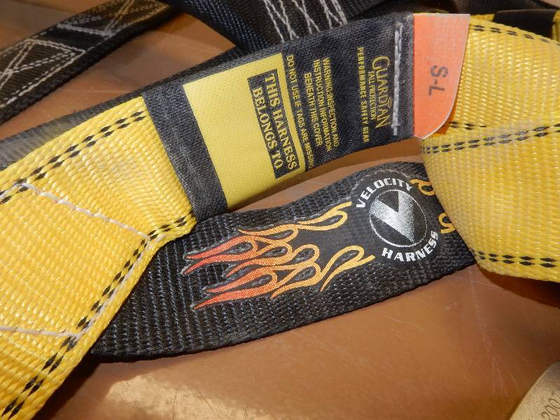 lot 27 image: Guardian Velocity Harness.. Like new.. S-L size