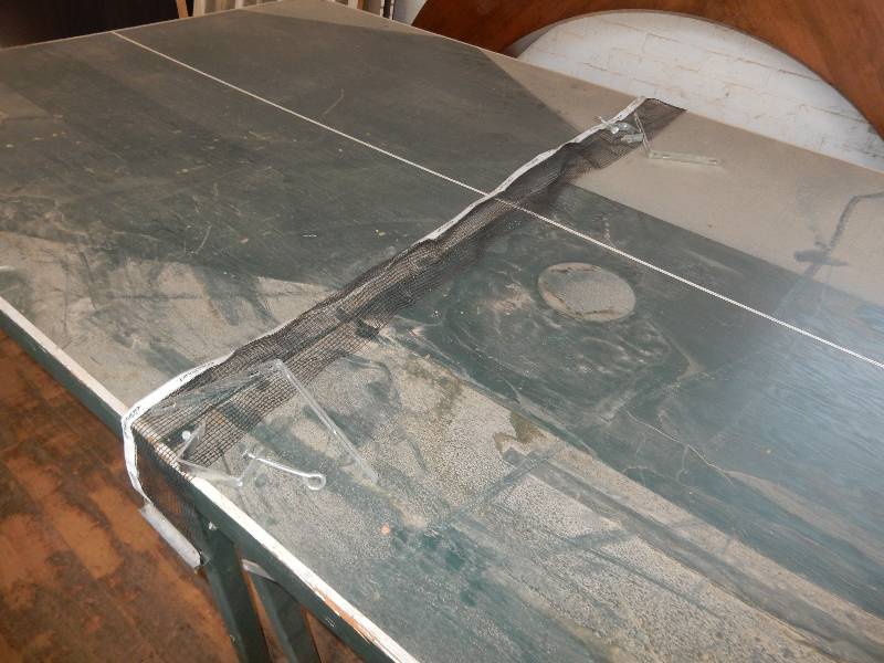lot 55 image: Ping Pong Table.. Needs some work, but solid.. No Wheels