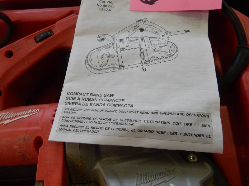 lot 62 image: Milwaukee, Compact Band Saw