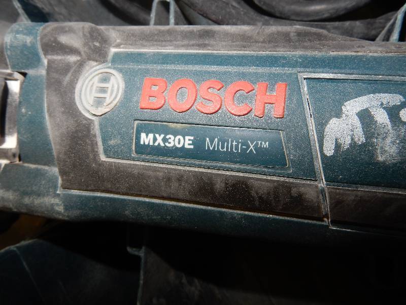 lot 85 image: BOSCH MX30 MULTI X