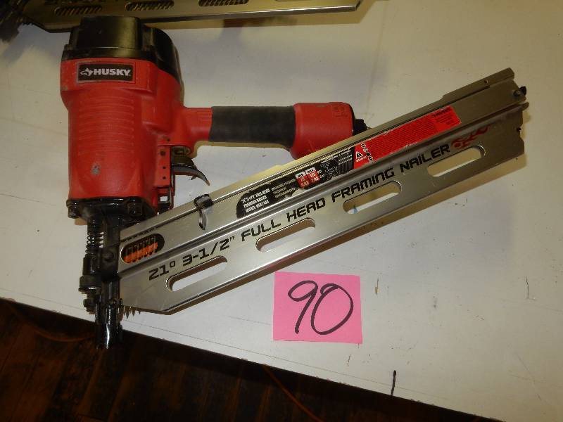 lot 90 image: HUSKY, 3 12in Framing Nailer