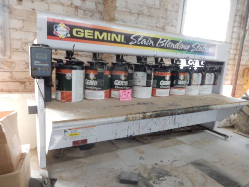 lot 130 image: GEMINI, Stain Blending Station.. Paint not included