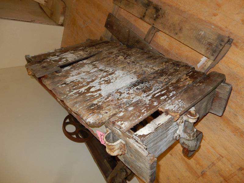 lot 133 image: Antique Railroad Cart.. Damaged as shown