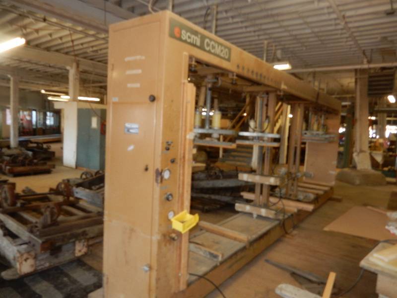 lot 11 image: SCMI CM20  Case Clamp