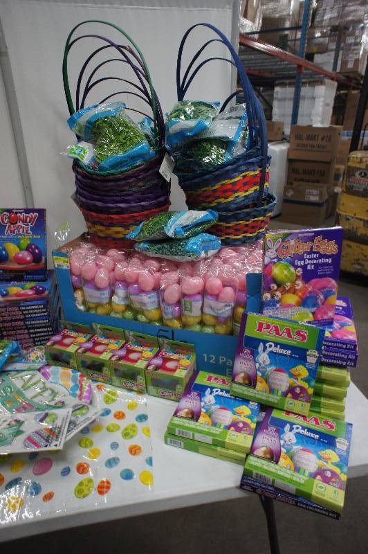 lot 210 image: MASSIVE - Lot of Easter Decorations - Eggs - Egg Coloring Kits - Baskets - Grass - Tons of Decorations - MORE