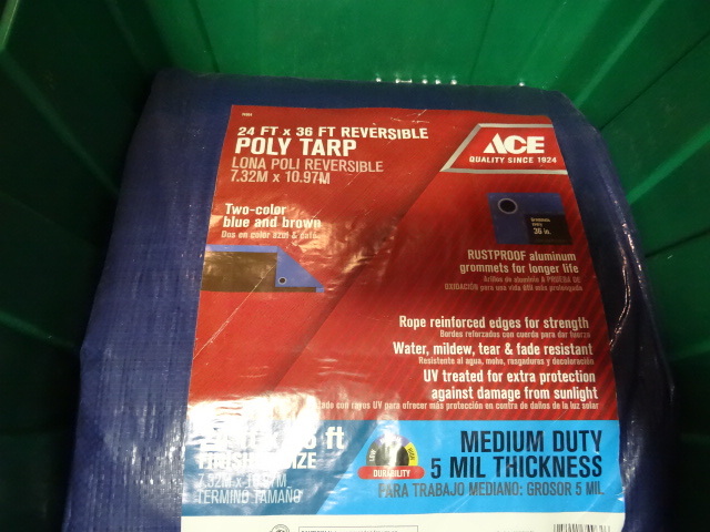lot 91 image: NEW 24x36 ft Medium Duty 5 Mil Tarp blue and brown Retail $50