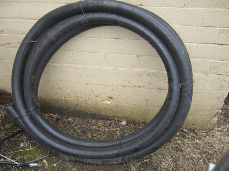 lot 7 image: Roll of heavy tube, 3.5...