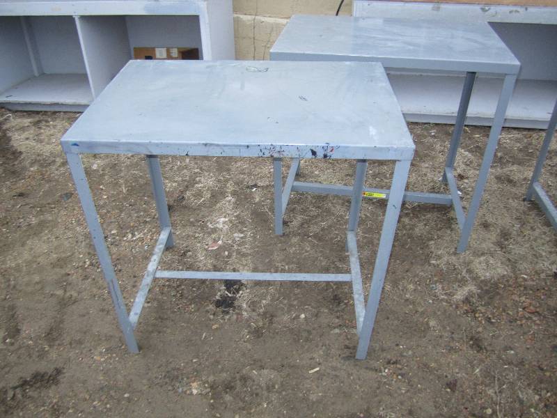 lot 50 image: 2 metal work tables 2x3...
