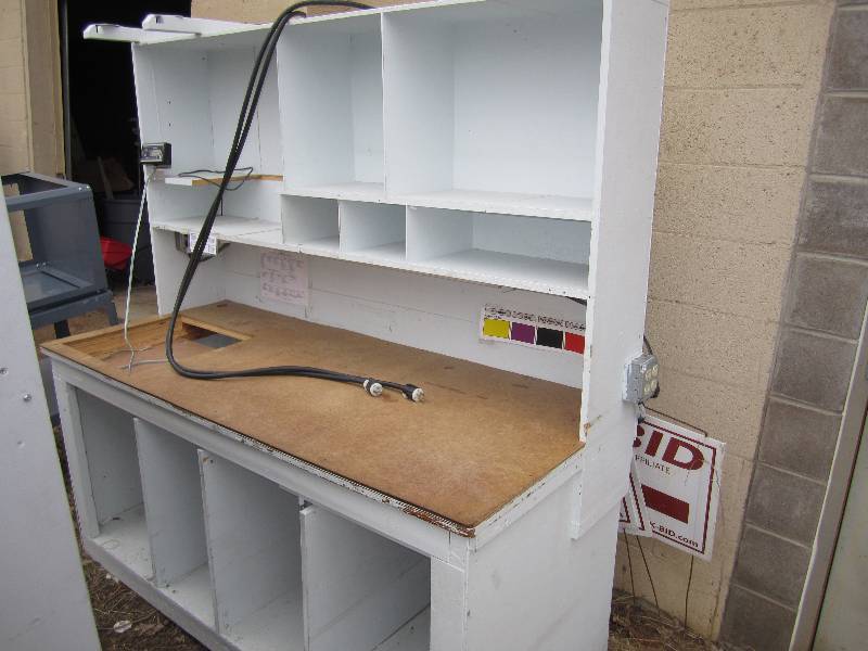 lot 58 image: Work station with light, electrical...