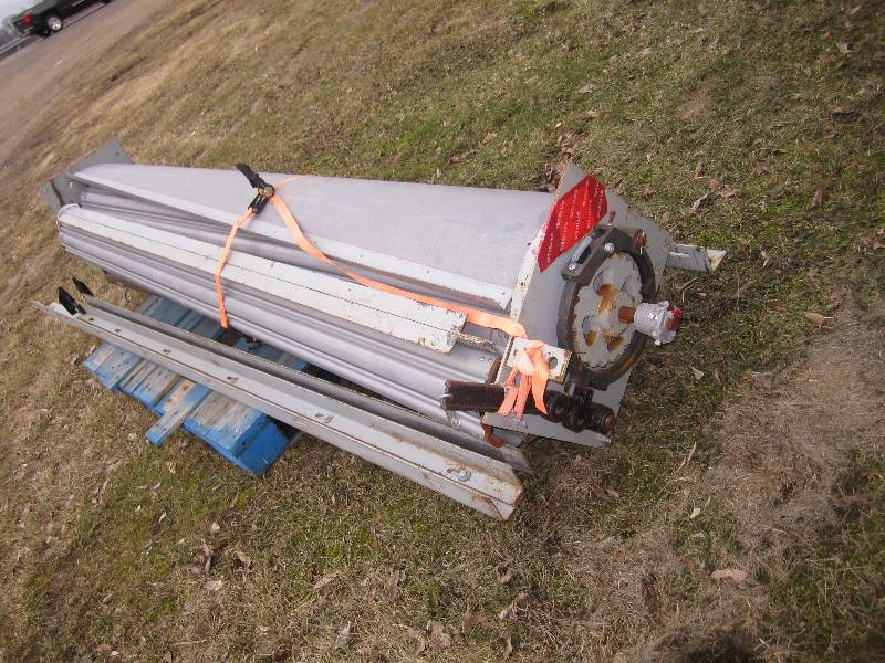 lot 3 image: Roll up overhead door with heavy du...