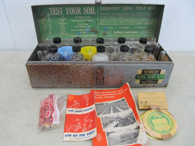 lot 18 image: Vintage SUDBURY Soil Testing Kit