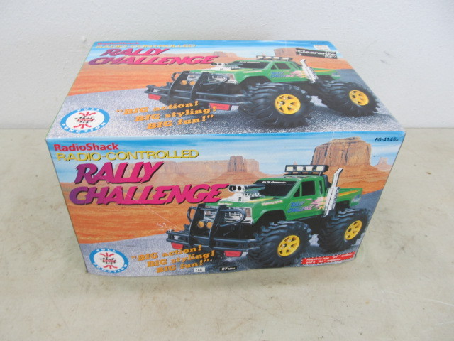 lot 20 image: Radio Shack RALLY CHALLENGE RC Truck in Box