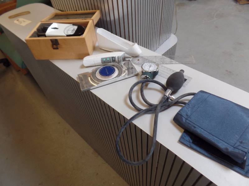 MEDICAL INSTRUMENTS