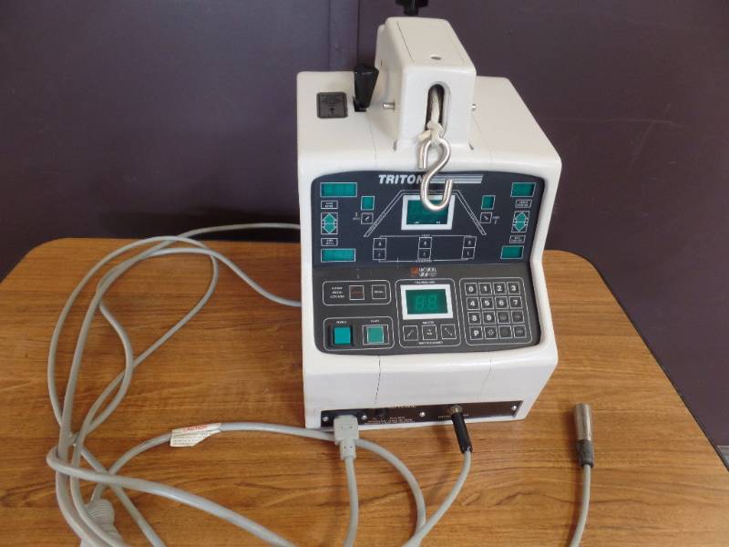 TRITON TRACTION DEVICE ABI 376 CHIROPRACTOR AND MEDICAL EQUIPMENT KBID