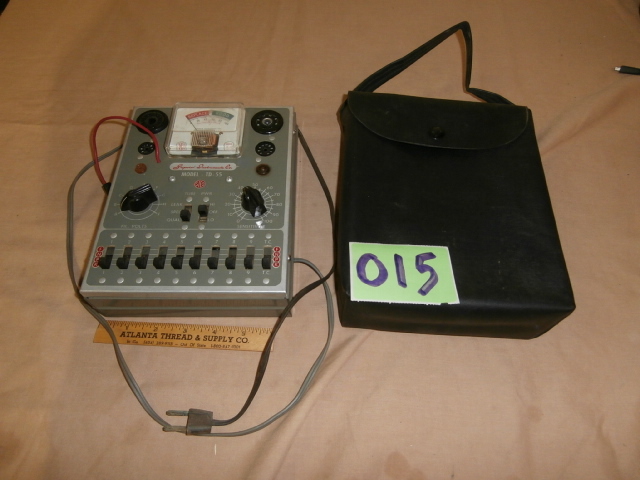 lot 15 image: Vintage Superior Inst. Co. Tube Tester