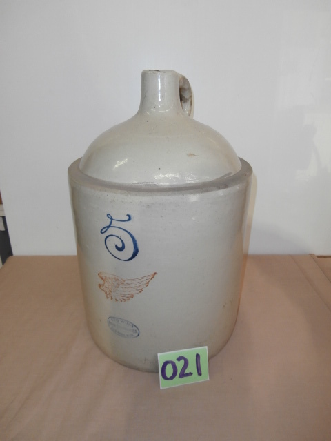 lot 21 image: Five Gallon REDWING Crock Jug