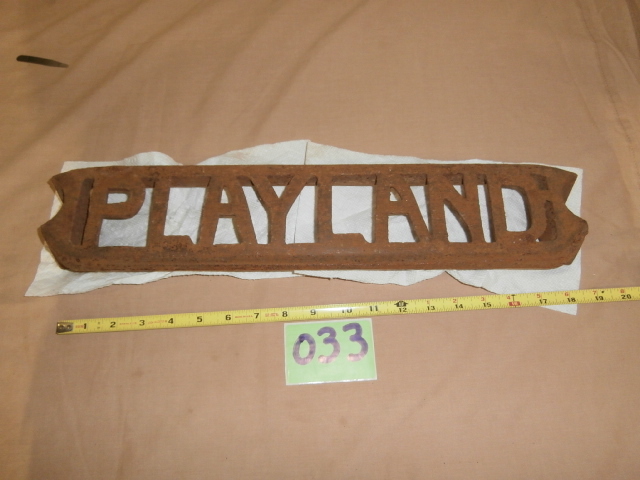 lot 33 image: Vintage Playground Slide Cast Iron Step
