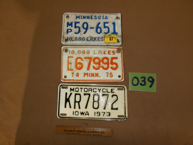 lot 39 image: Three Vintage License Plates