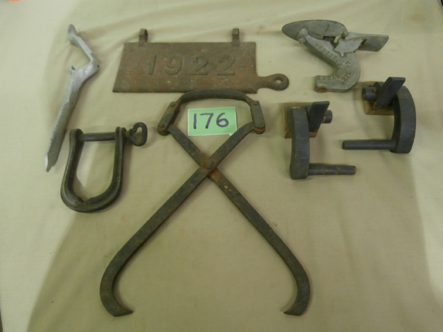 lot 176 image: Group of Vintage Metal Tools