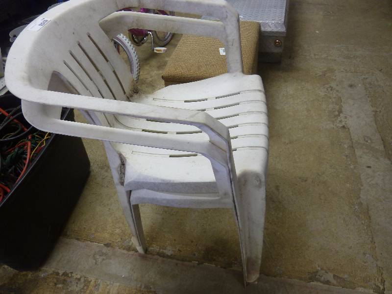 Plastic Lawn Chairs