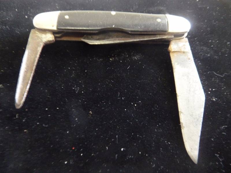 Vintage Pocket Knife