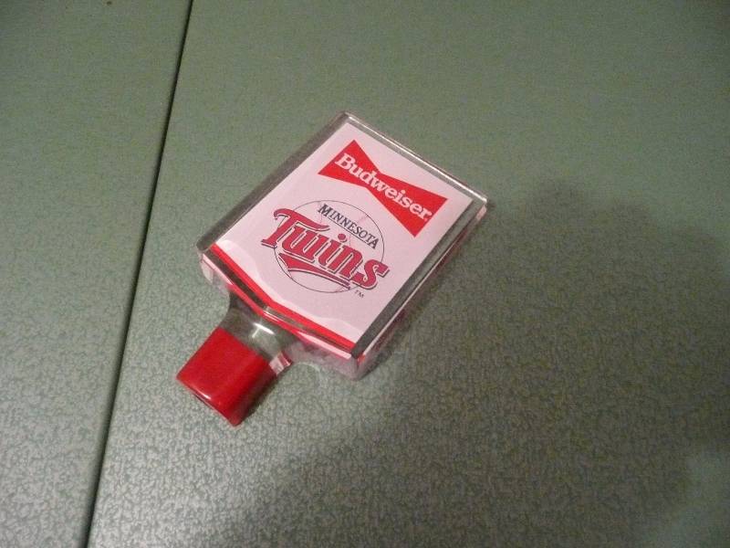 lot 13 image: NOS Budweiser Minnesota Twins Tap Handle