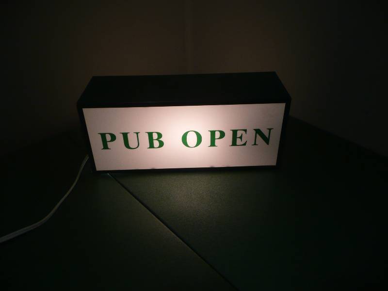 lot 18 image: Pub Open - Pub Closed Lighted Sign