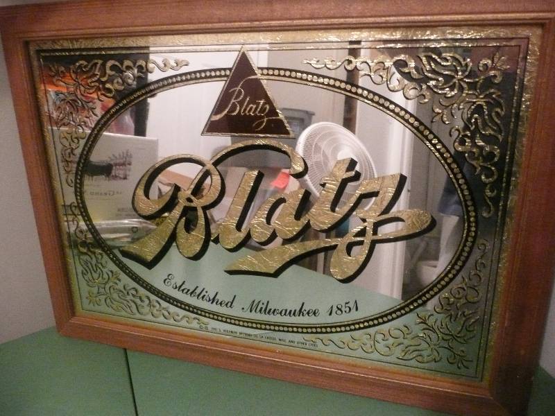 lot 20 image: Blatz Mirror 20 by 14