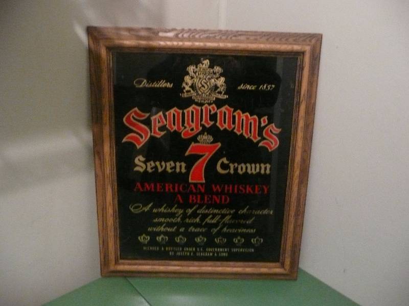 lot 37 image: Vintage Seagrams 7 Crown Mirror - Very Cool - Approx 20wide 24high
