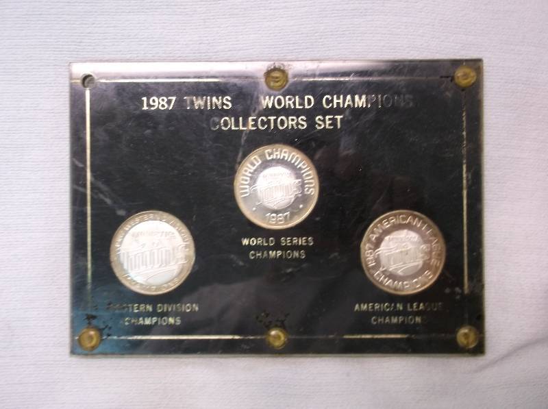 Twins Collector Set