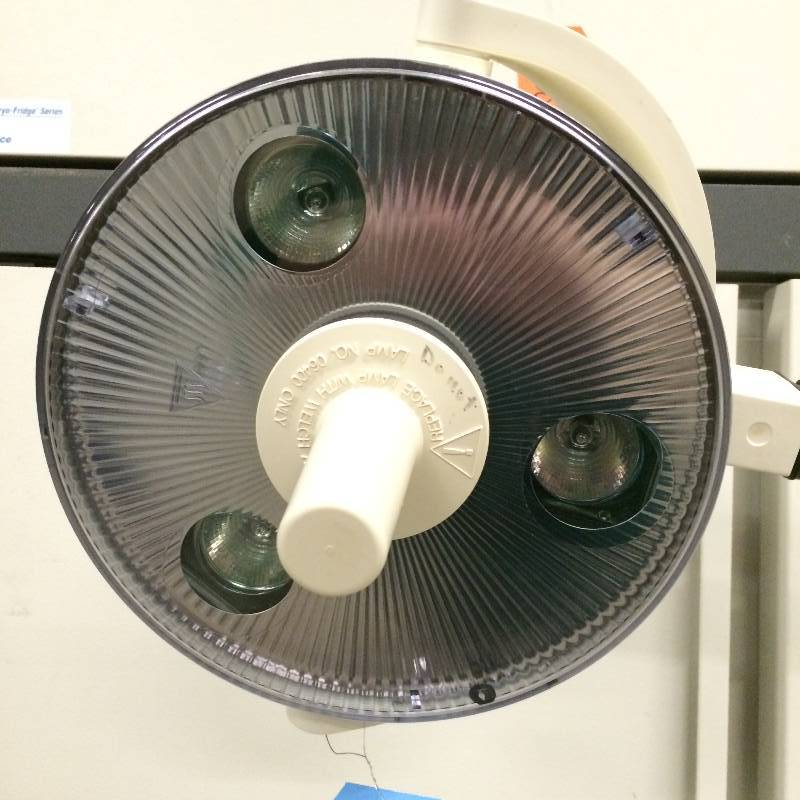 lot 48 image: Wow Retails USED $500 Welch Allyn LS200 Lab Medical Grade Industrial 3-Lamp Procedure Mobile Multi-adjustable Examination Surgical Light Lamp - Mechanics built to last a lifetime