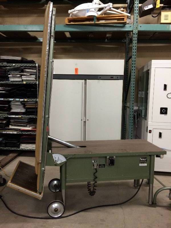 lot 83 image: WOWOW Tri W-G Hl T8 Motorized Full Tilt Treatment Hi Lo Mobile Physical Therapy Medical Table - Impressive Works Great