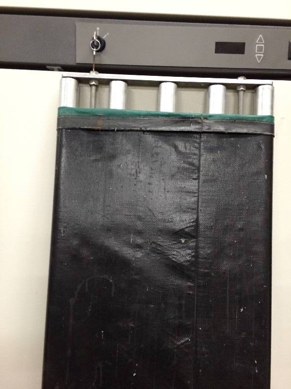 lot 75 image: Retails Used $600 Easy Move Long Patient Lateral Transfer Device Large Roller Board Surgery Room Slide Patient From One Bed To Another - Nice Condition & Works Great