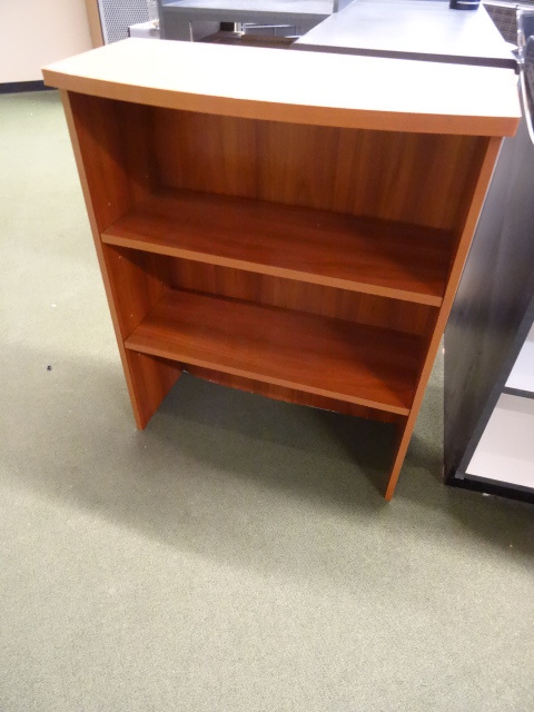 lot 5 image: Laminate book case. 2 shelves. 30 x 14 x 37
