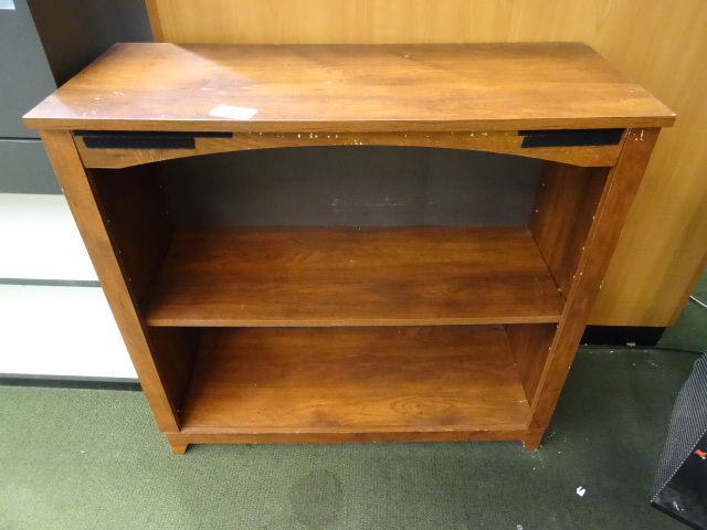 lot 8 image: Wood book case. 33 x 13 x 32