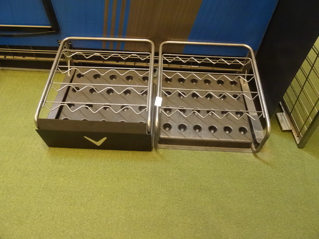 lot 69 image: 4 retail golf club racks