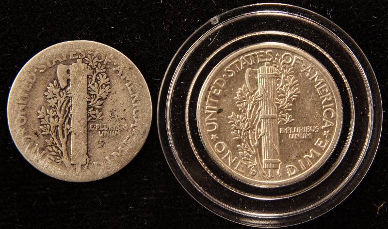 lot 24 image: GROUP OF 2 MERCURY SILVER DIMES 1917 & 1943-D (UNC)