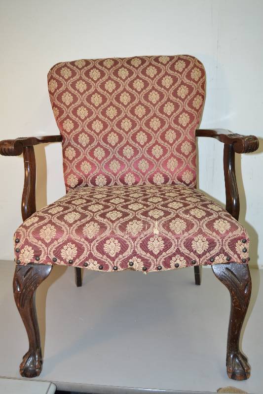 lot 37 image: Vintage Chair