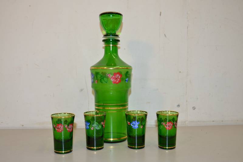 lot 53 image: Decanter & Glasses
