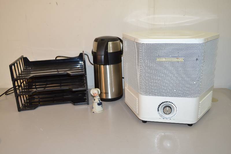 lot 90 image: Mr. Coffee, File Rack, Air Filtration Unit