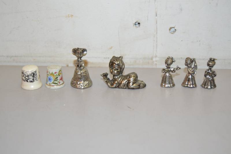 lot 97 image: Pewter Miniatures and Thimbles