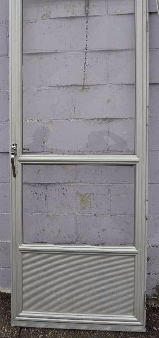 lot 110 image: Storm Door