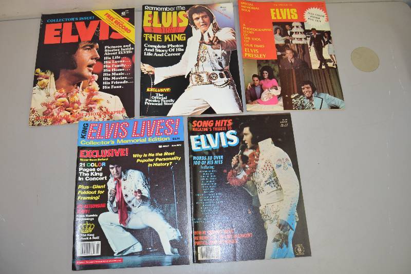 lot 114 image: Vintage Elvis Magazines