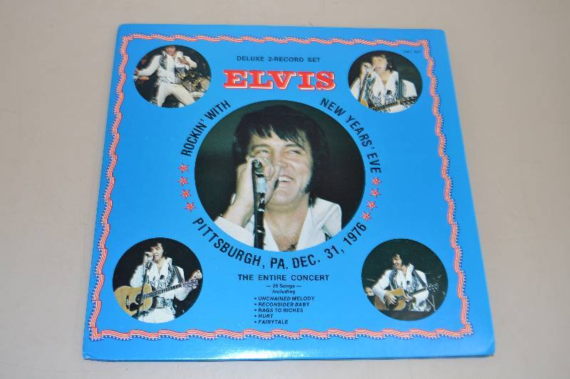 lot 139 image: Elvis Presley Records