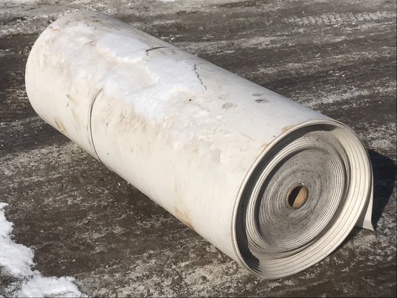 lot 13 image: Large Roll Of 14 Foam, 5ft Width ...
